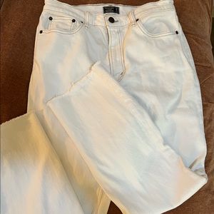 White abercrombie straight leg jeans